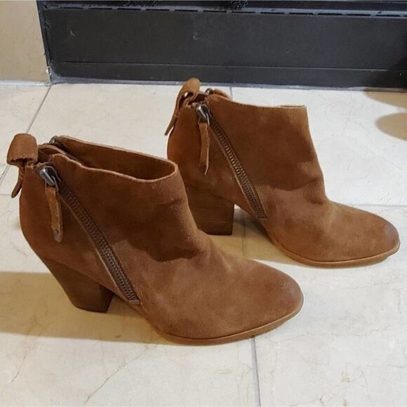 Dolce Vita double zipper chunky distressed brown suede leather booties size 10 - Picture 1 of 10